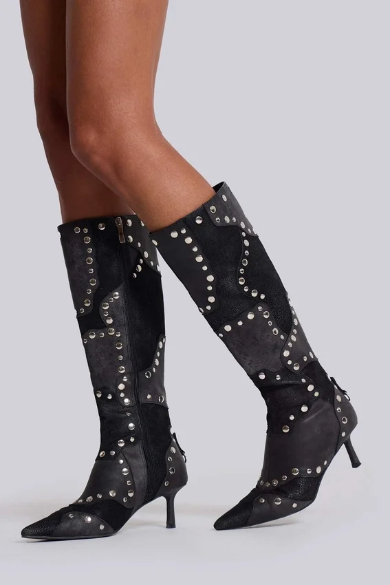 Bottes montant jusqu’aux genoux cloutées « Shadow »