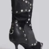 Bottes montant jusqu’aux genoux cloutées « Shadow »