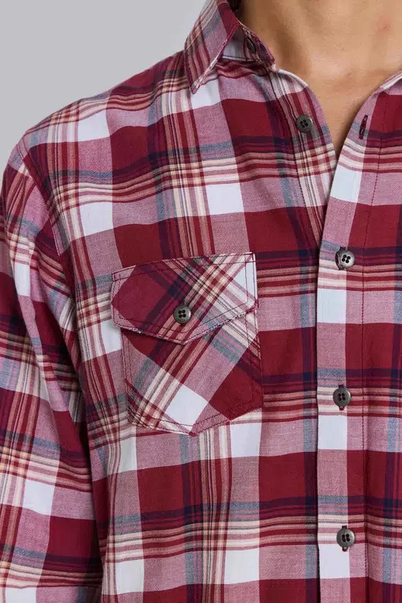Chemise ajustée à carreaux « Vacation »
