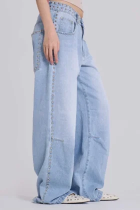 Colossus Jeans cloutés, délavage bleu clair