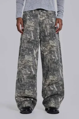 Colossus Jeans en camouflage Woodland à effet aiguilleté
