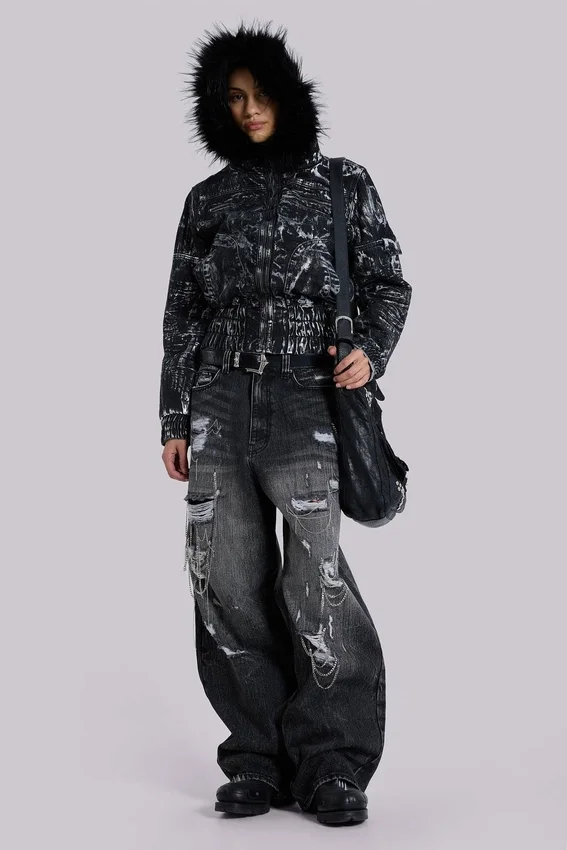 Colossus Jeans XL délavé et orné de chaînes