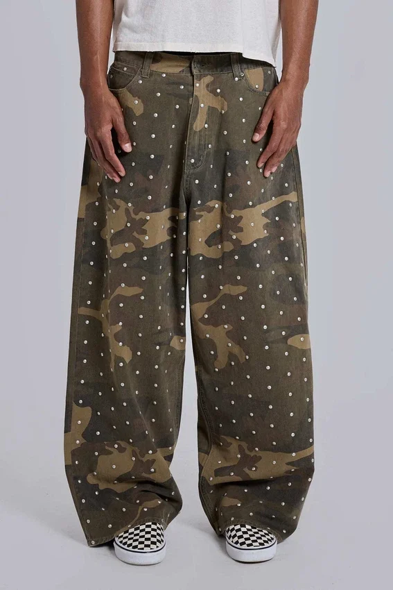 Colossus Jeans XL à motif camouflage clouté
