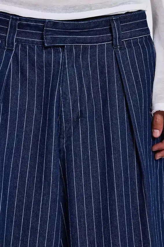 Goliath Shorts XL en denim à fines rayures