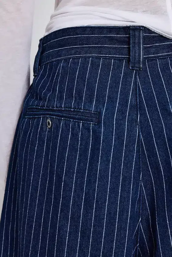 Goliath Shorts XL en denim à fines rayures