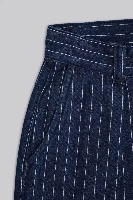 Goliath Shorts XL en denim à fines rayures