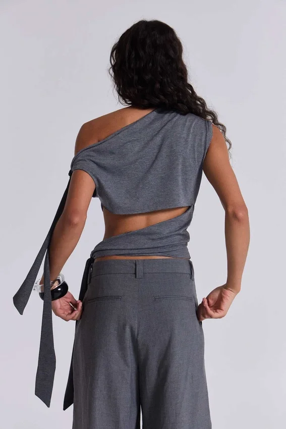 Haut asymétrique Mena en gris