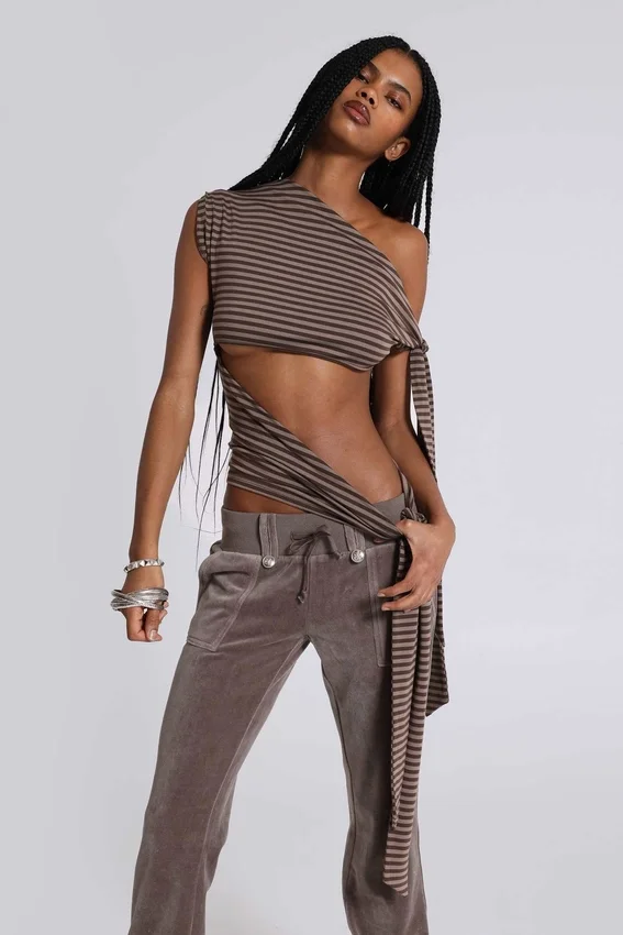 Haut asymétrique Mena en marron