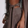 Haut asymétrique Mena en marron