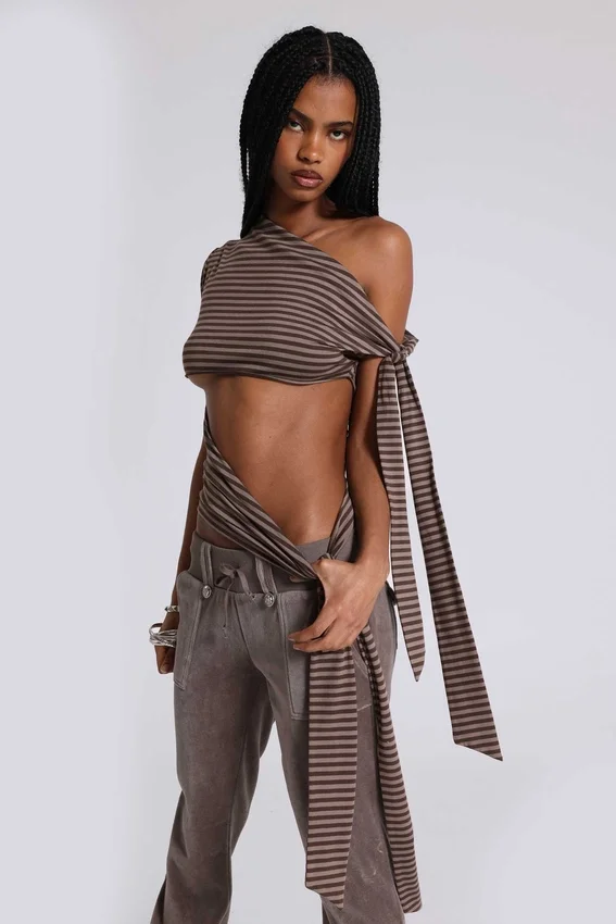 Haut asymétrique Mena en marron