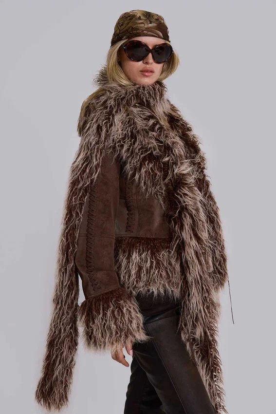 Manteau Leonie à bordure en fausse fourrure mongole, couleur marron