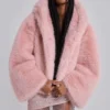Manteau oversize en fausse fourrure Mara, rose