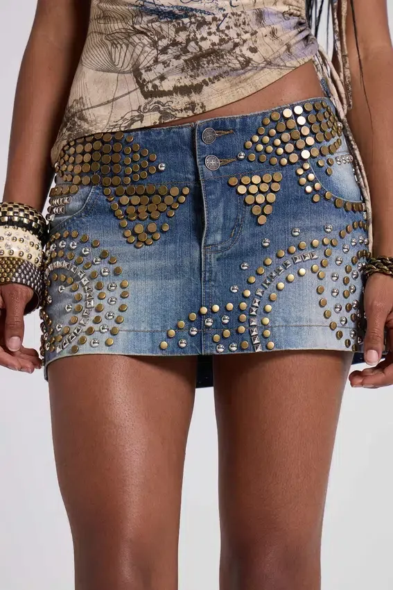 Mini-jupe en denim cloutée Hena