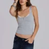 Mini-jupe en jean Zadie à ourlet coupé, délavage foncé