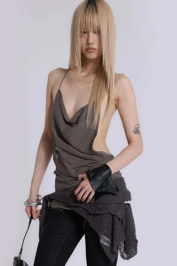 Mini-robe en maille « Noir » couleur truffe