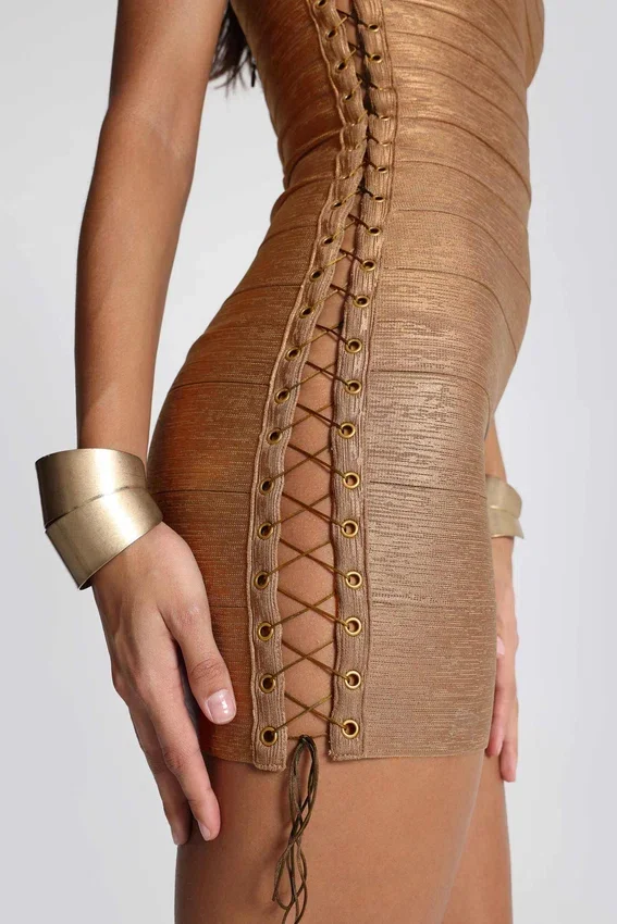 Mini-robe « Idol » en tissu bandage métallisé, couleur bronze