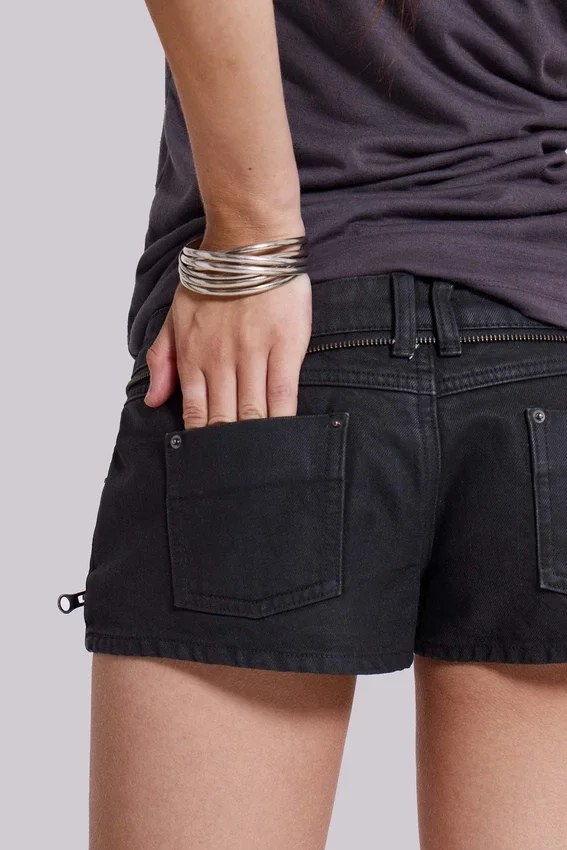Mini-short en denim enduit Ardor, noir