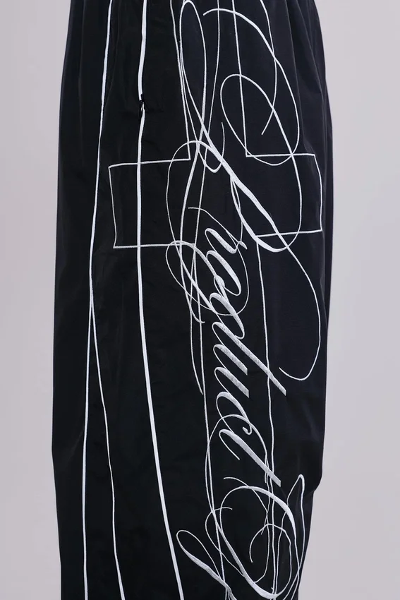 Pantalon de survêtement Vapor noir (prix sur demande)