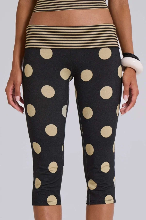 Pantalon capri Lola à revers, à rayures et pois