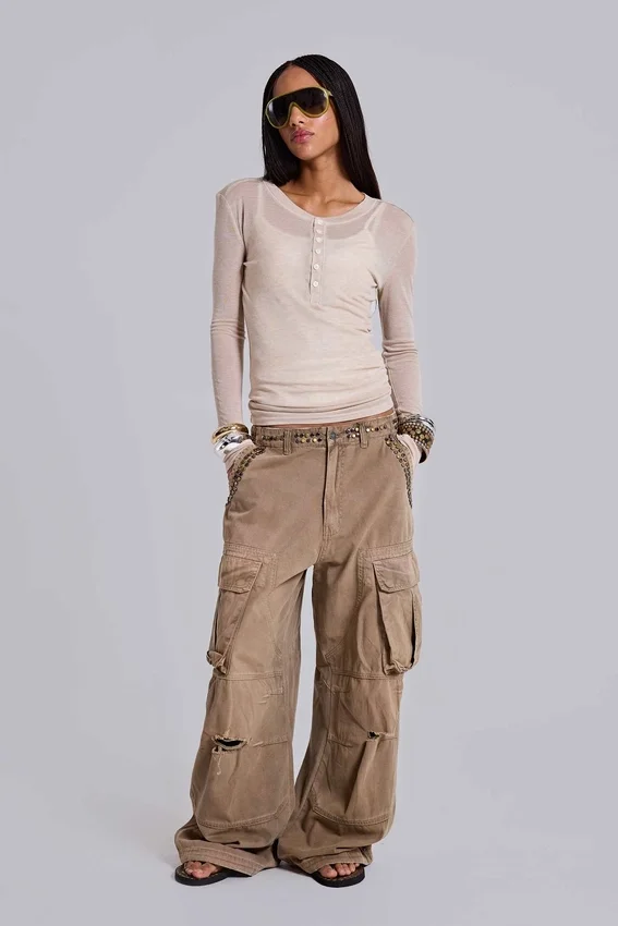 Pantalon cargo « Carpenter » clouté