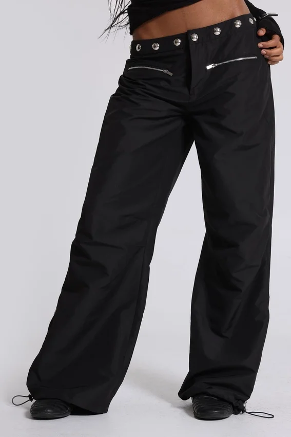 Pantalon cargo clouté Corvi
