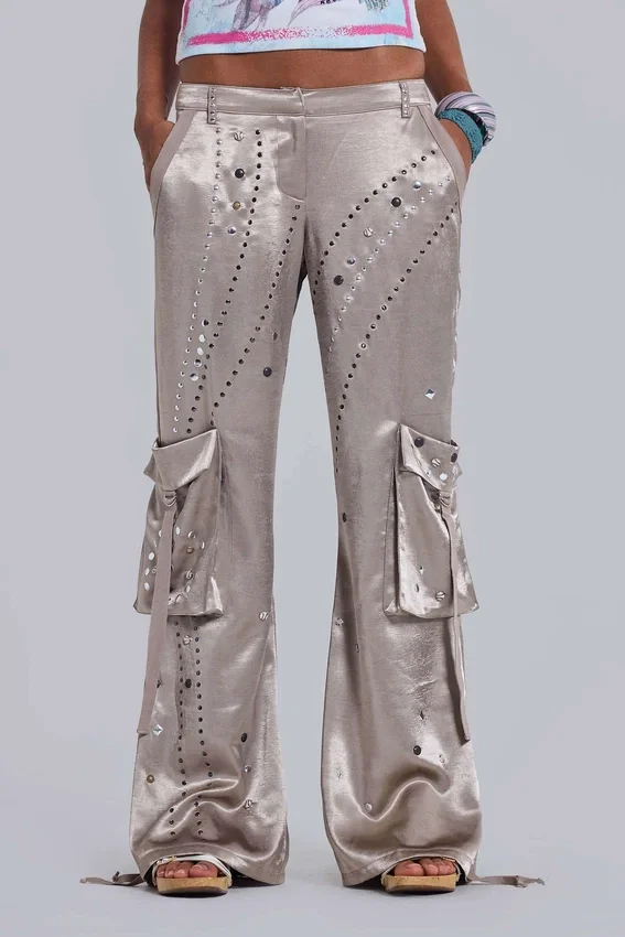 Pantalon cargo en satin clouté Briony