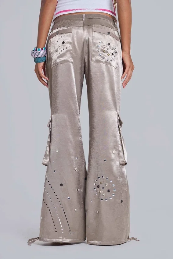 Pantalon cargo en satin clouté Briony