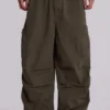 Pantalon cargo en toile de parachute kaki