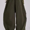 Pantalon cargo en toile de parachute kaki