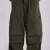 Pantalon cargo en toile de parachute kaki