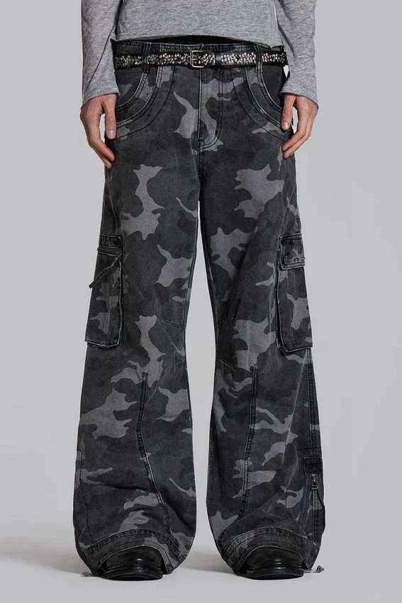 Pantalon cargo noir délavé motif camouflage Trooper