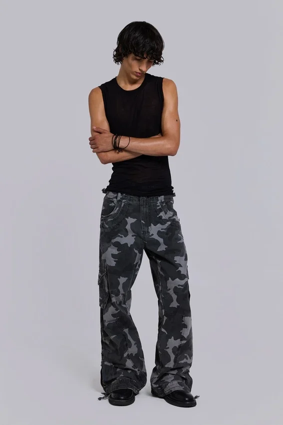 Pantalon cargo noir délavé motif camouflage Trooper