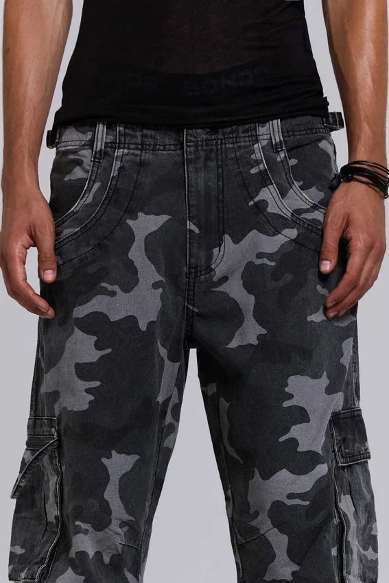 Pantalon cargo noir délavé motif camouflage Trooper