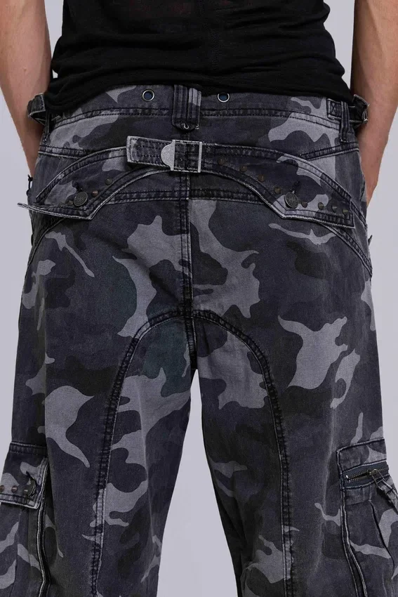 Pantalon cargo noir délavé motif camouflage Trooper