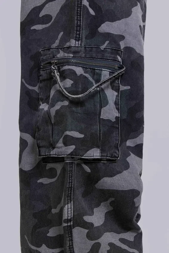 Pantalon cargo noir délavé motif camouflage Trooper