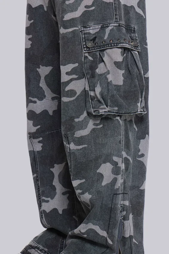 Pantalon cargo noir délavé motif camouflage Trooper