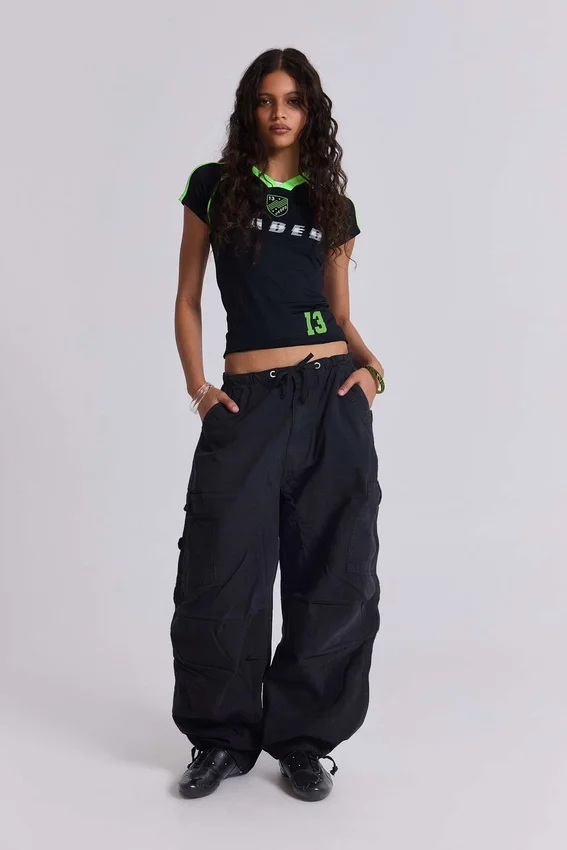 Pantalon cargo noir « Parachute Cargo »
