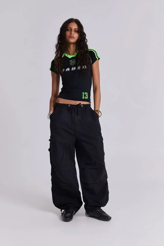 Pantalon cargo noir « Parachute Cargo »
