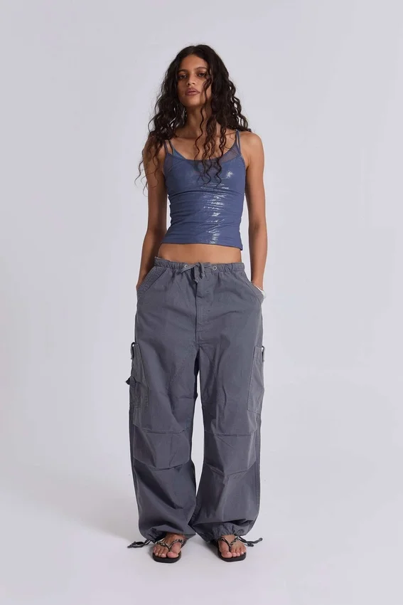 Pantalon cargo « Parachute » gris vintage