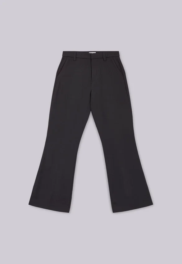 Pantalon de costume bootcut noir à coupe ajustée