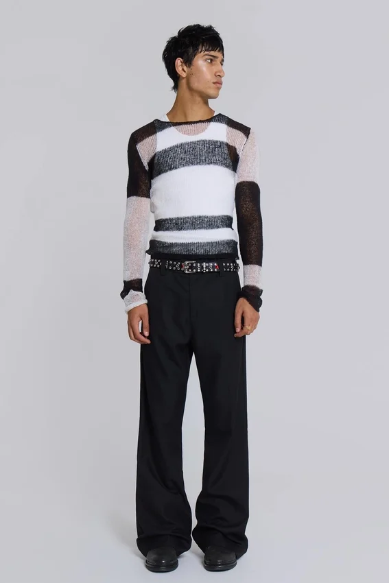 Pantalon de costume bootcut noir à coupe ajustée