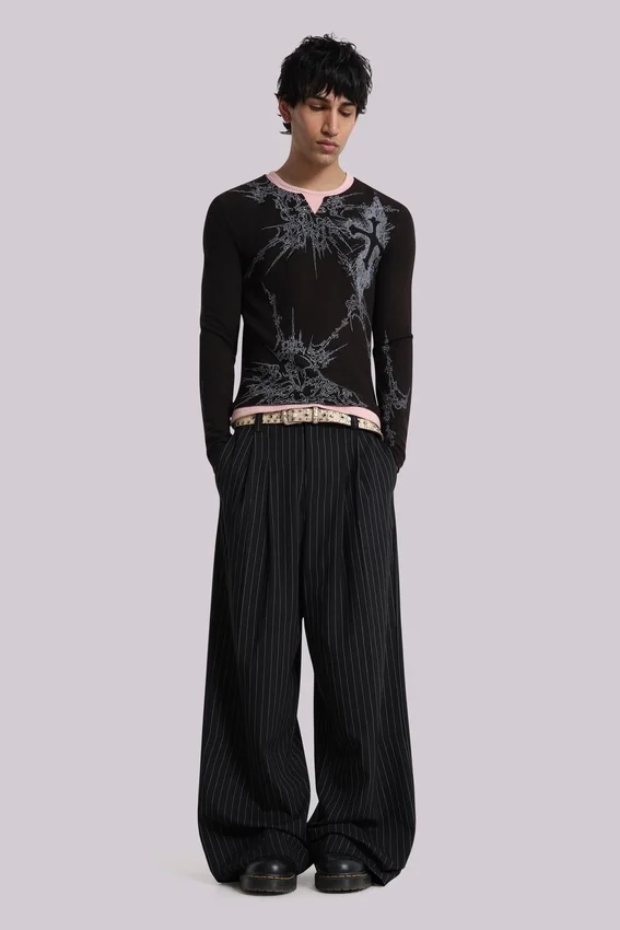 Pantalon de costume Goliath à fines rayures noires
