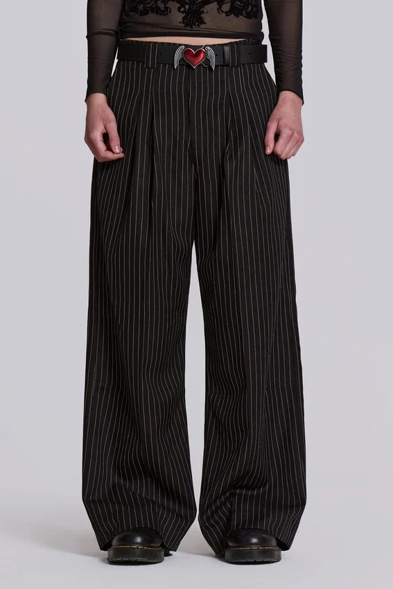 Pantalon de costume Goliath à fines rayures noires