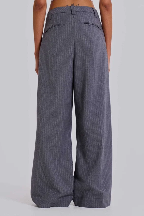 Pantalon de costume Goliath gris clair à fines rayures