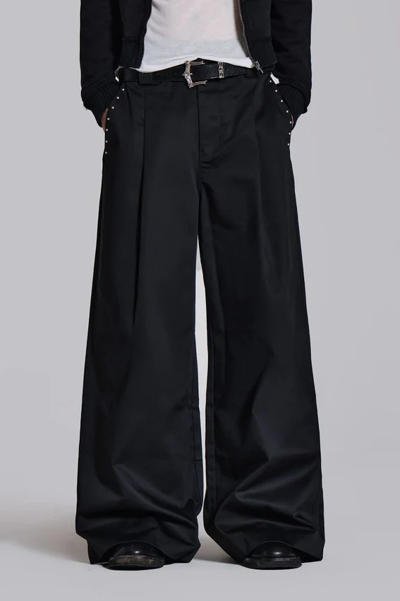 Pantalon de costume Goliath noir clouté