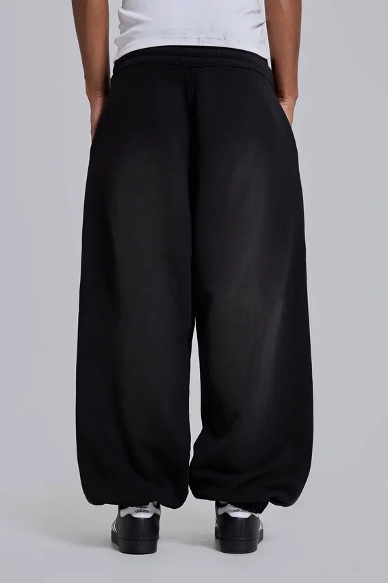 Pantalon de jogging Monster baggy noir à revers