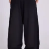 Pantalon de jogging « Monster Joggers » noir ample pour petite taille