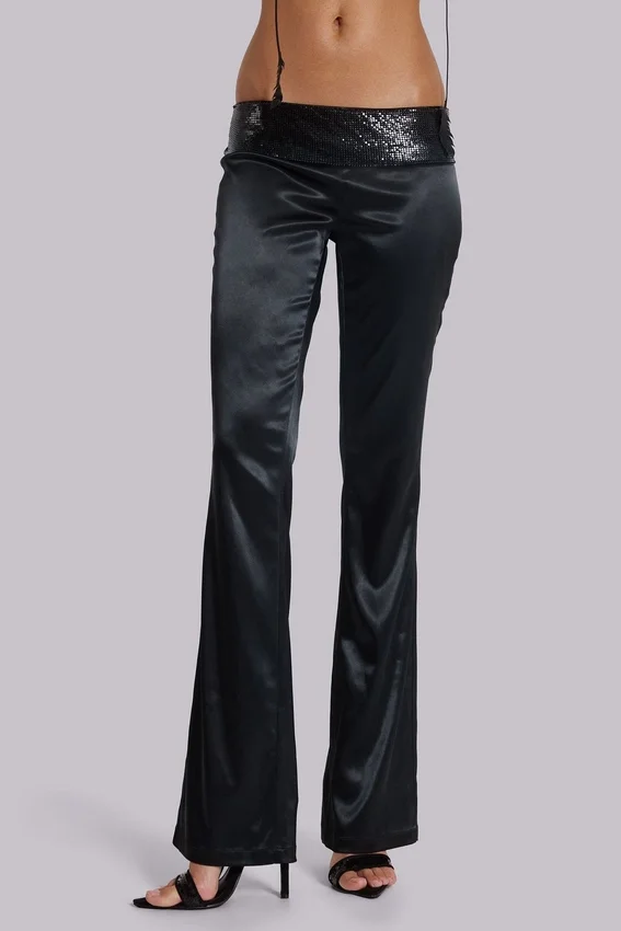 Pantalon en satin « Nivi Chainmail » noir