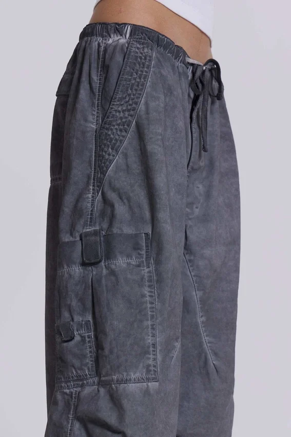 Parachute Pants noir délavé à l'huile