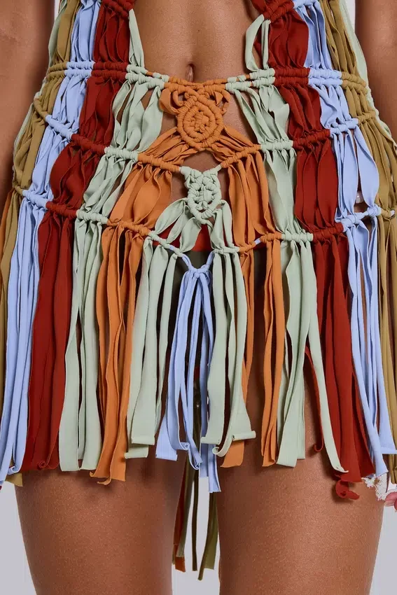 Robe en macramé faite main « Feliz »
